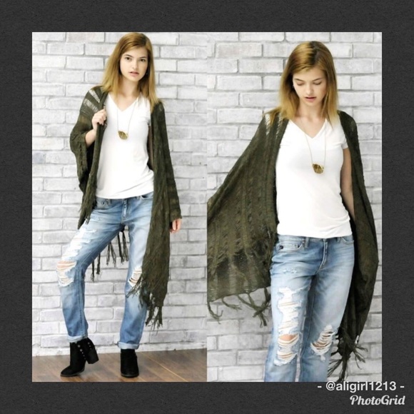 FINAL $ LAST 1 - KanCan Distressed Boyfriend Jeans - Picture 5 of 8